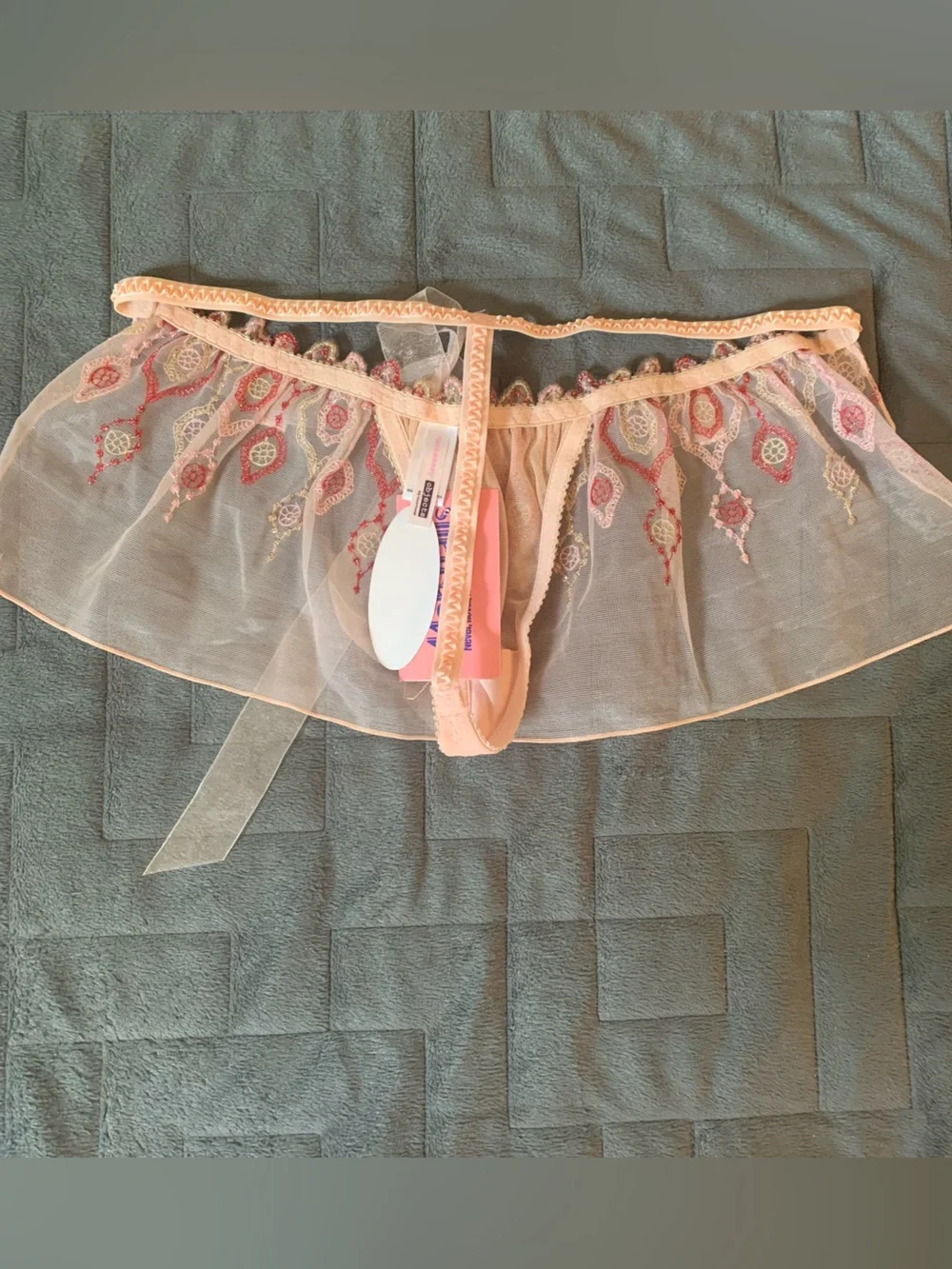 Set of 5 brand new cute thongs size s